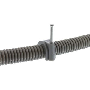 Mepac nail clip for flexible conduit on wood and in slots 16-19 mm gray